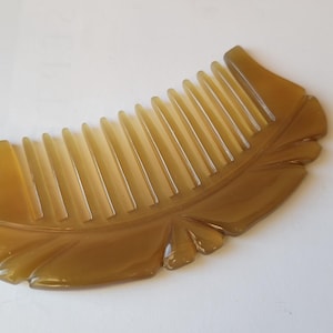 Yak Horn Comb: Wide Tooth Detangling Comb for Curly Hair