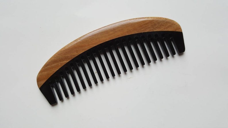 Curly Hair Horn Comb, Araki Wooden Comb, Birthday Gift for Her, Wide Tooth Comb, Sandalwood Comb, Beard/Hair Comb, Gift for Him 5.915cm image 1