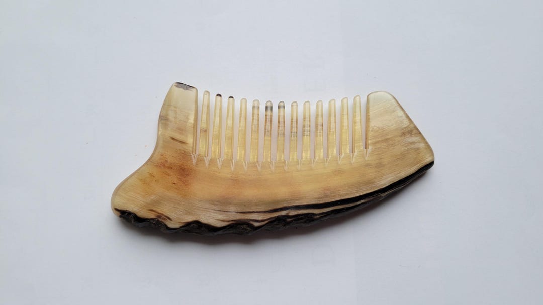Natural Sheep Horn Comb, Wide Tooth, Anti-static, Travel Size 5.1