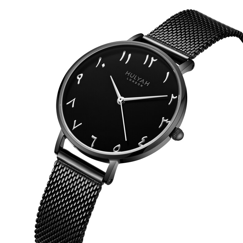 Часы с арабскими цифрами наручные мужские. Arabic watch. Arabic watch. Часы с арабским циферблатом. Мужские часы с арабскими цифрами.