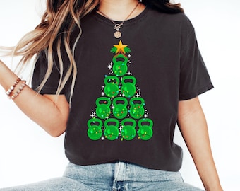 Kettlebell Christmas Tree Shirt, Christmas workout Shirt, Funny holiday gym shirt, Xmas crossfit gifts, Kettlebell Shirt, Fitness T-Shirt