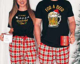 Camisetas navideñas para parejas, Camiseta "Es el momento más maravilloso para una cerveza", Camiseta navideña para parejas, Camisetas navideñas a juego, Camiseta de pijama navideña
