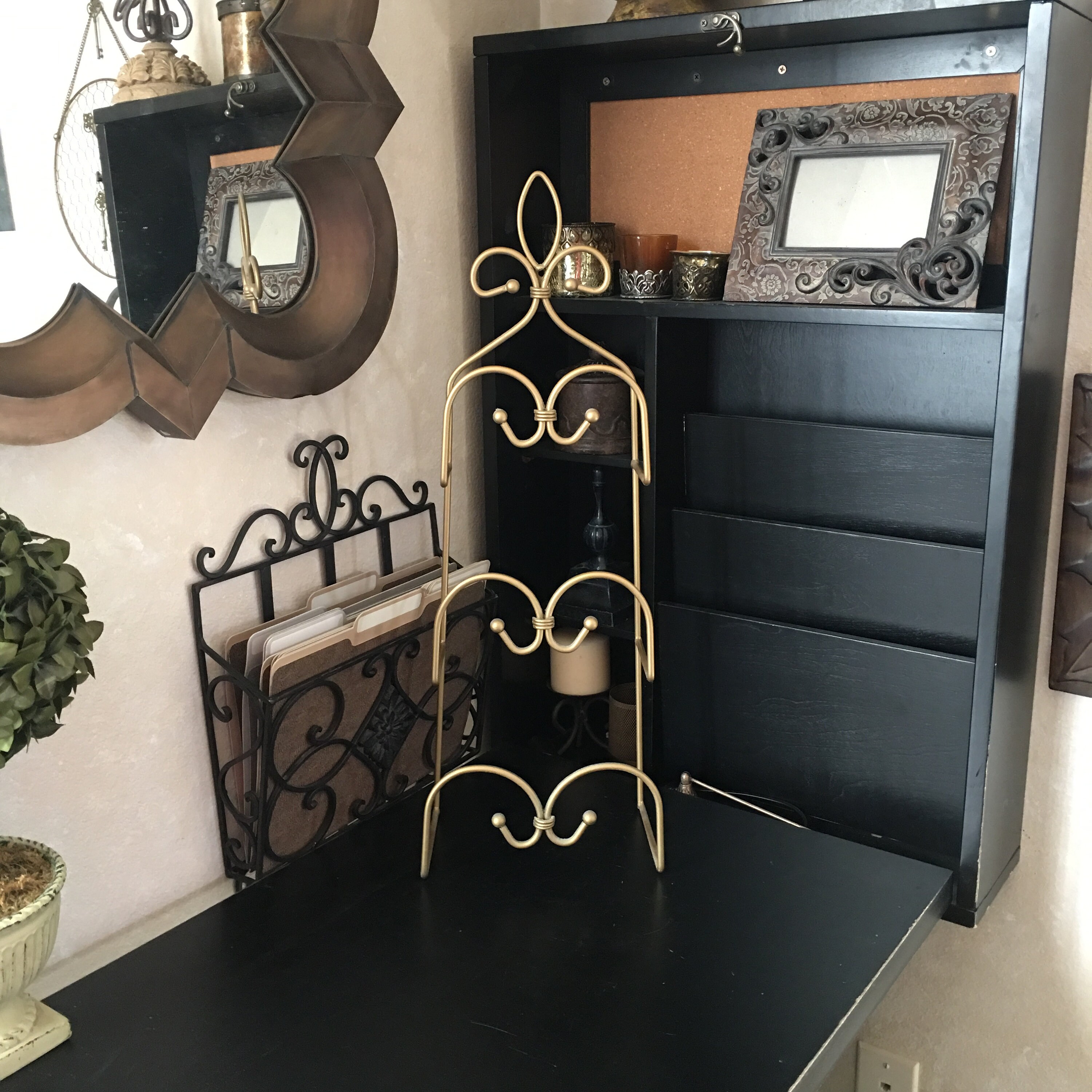 Old World 24 75 X 8 X 4 Metal Plate Rack Picture Frame Display Rustic Table Decor