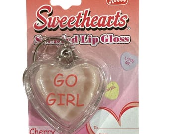 Llavero bálsamo labial vintage LOTTA LUV de 2006 con forma de corazón de San Valentín SWEETHEARTS y cereza