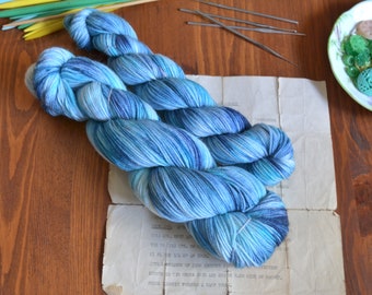 Wedgewood, 100% Merino, DK Weight Double Knitting, 115g Skein, Hand Dyed Indie Yarn, Variegated Blue Yarn, Knitting Crochet Canada