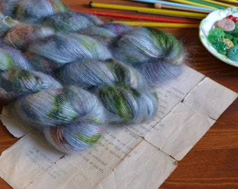 Smitten, Kid Silk Mohair, Fluffy, Fuzzy Yarn, Shawl Yarn  display picture 2