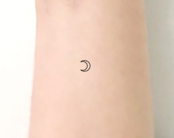 Tiny Crescent Moon Outline Temporary Tattoo (Set of 3)