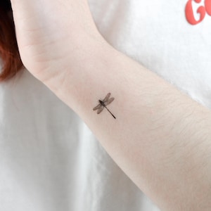 Tatuaggio temporaneo piccola libellula (set di 3)