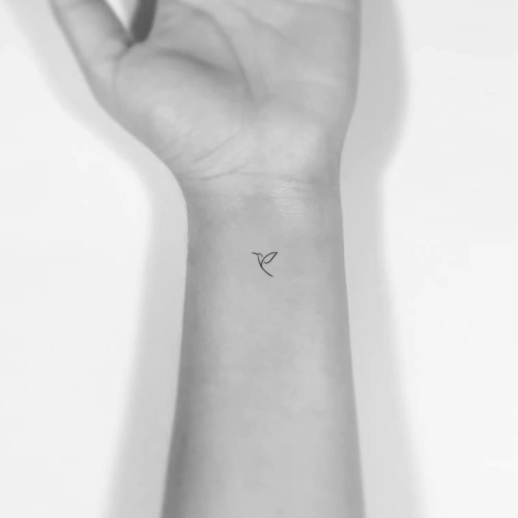 Fine Line Hummingbird Tattoo Design