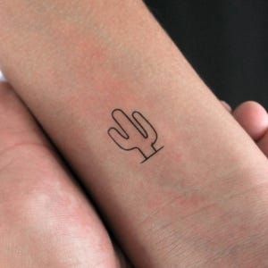 Piccolo tatuaggio temporaneo del cactus Saguaro (set di 3)