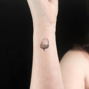 Acorn Temporary Tattoo (Set of 3)