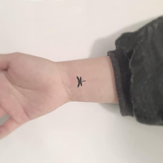 Temporäres Libellen-Tattoo - Geometrisches Klebetattoo In Bunt, Wasserfest Für Damen & Herren
