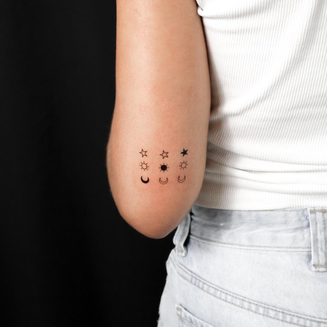 Bijpassende tijdelijke tattoo maansikkel en ster (set van 3 x 3) - Etsy  België, image size:1080x1080