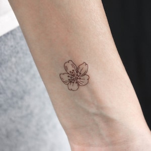 Tatuaggio Temporaneo Contorno Fiore Di Ciliegio (Set Di 3)