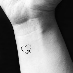 Traveller Heart Temporary Tattoo (Set of 3)