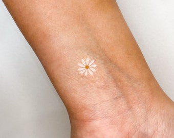 White Daisy Temporary Tattoo (Set of 3)