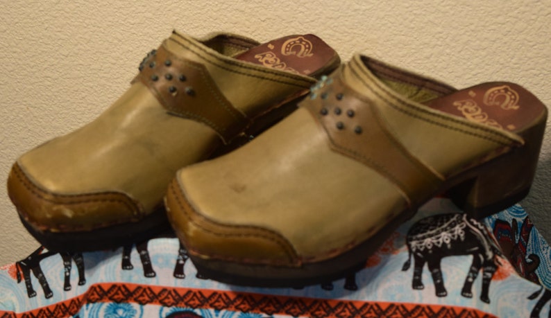 Vintage Green Rodeo Wooden Krone Clogs
