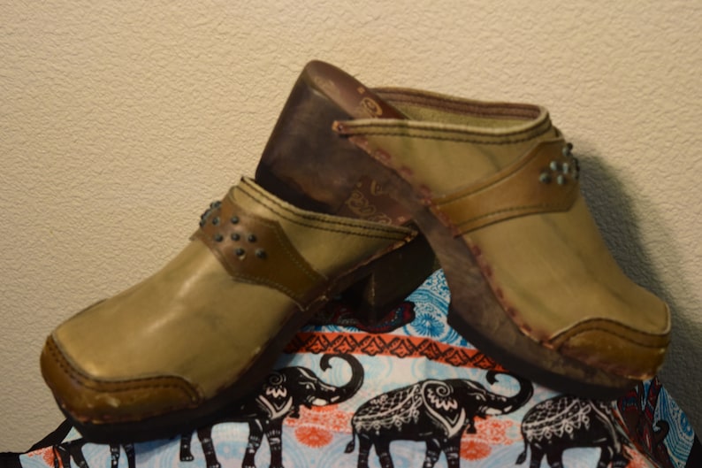 Vintage Green Rodeo Wooden Krone Clogs