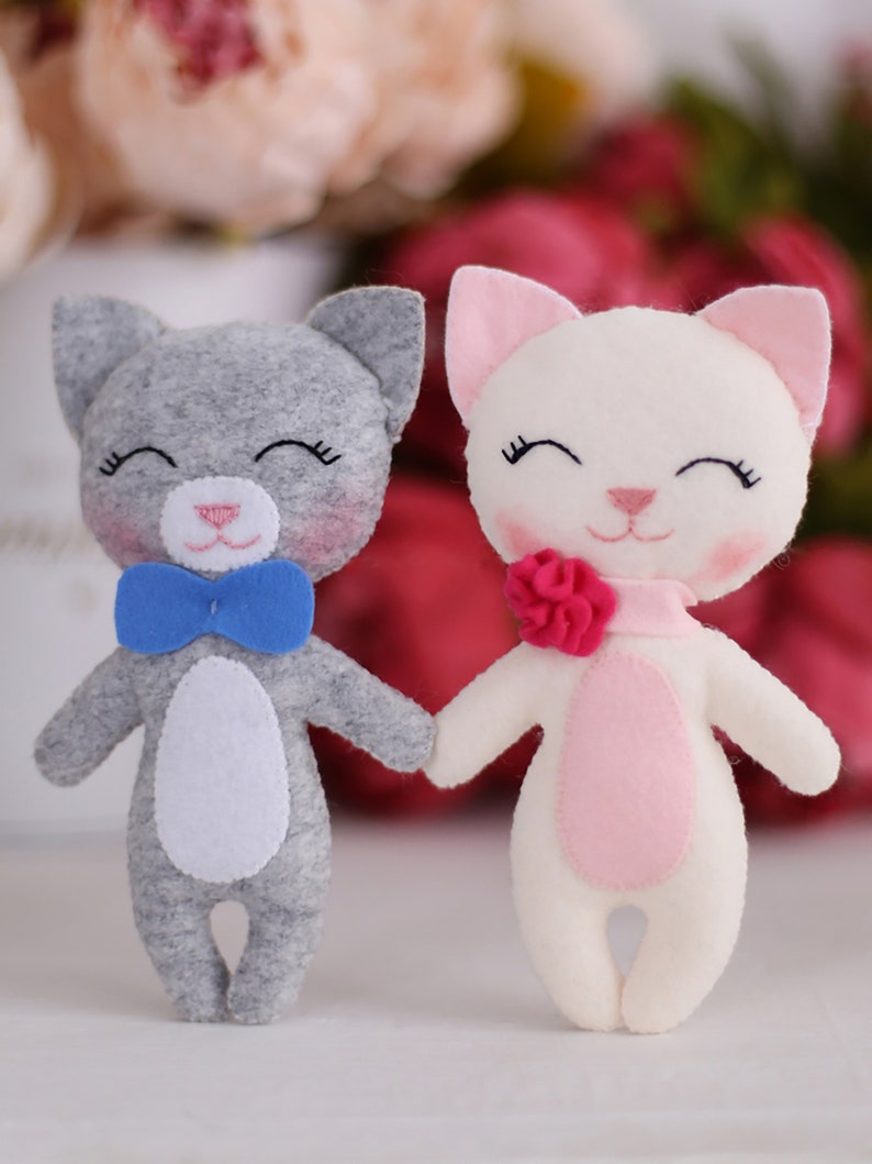 Cat felt pattern easy sewing pattern stuffed animal cute