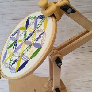 Nurge Adjustable Embroidery Seat Stand, high quality wood seat stand, hand embroidery hoop frame, very versatile, easy to use