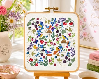 Birds, Bugs & Berries, Pre Printed Fabric Panel PLUS PDF Pattern, Hand Embroidery Pattern