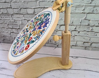 Elbesee Embroidery Seat Stand, high quality wood effect base with polished wood attachments, hand embroidery hoop frame