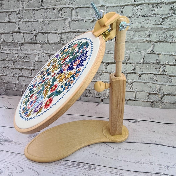 Elbesee Embroidery Seat Stand,  high quality wood effect base with polished wood attachments, hand embroidery hoop frame