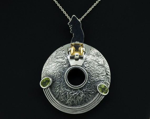 The Lost Pendant of Hondur