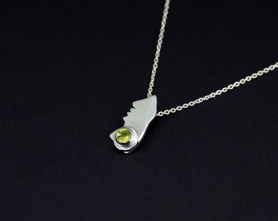 Minimalist Green Peridot Silver Pendant