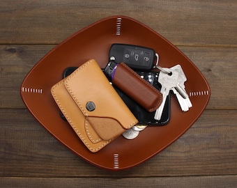 Custom Leather Valet Tray,Monogrammed Valet Tray For Men,Leather Office Desk Organizer, Catch All Tray,Husband Gift,Fathers day gift