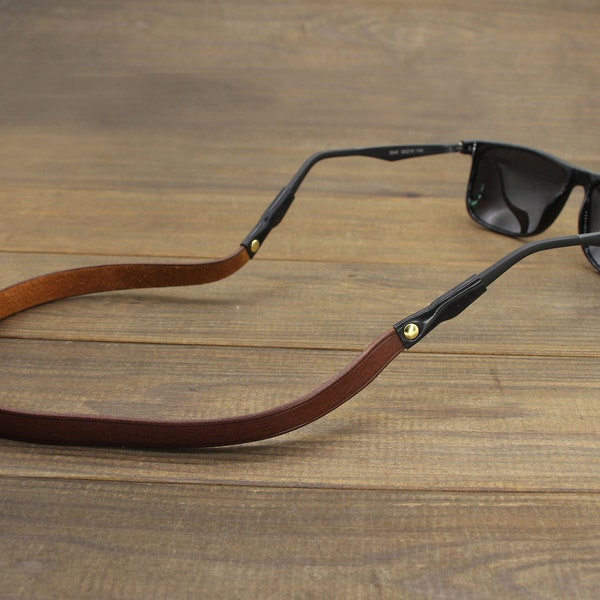 Leren zonnebrilriem met monogram,handgemaakt volnerfleren brilkoord,lederen zonnebrilhouder,riem voor zonnebril
