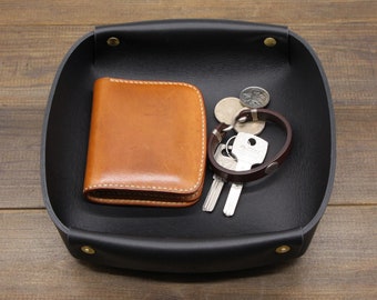 Bandeja organizadora de cuero hecha a mano. Bandeja de cuero para anillos. Organizador de escritorio. Regalo de aniversario. Regalos de Navidad para él. Regalo para ella. Organizador de escritorio.