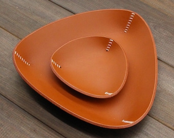 Handcrafted Leather Valet Tray Leather Tray Desk Organizer Office Gift personalized leather Tray gift for man anniversary gift Custom tray