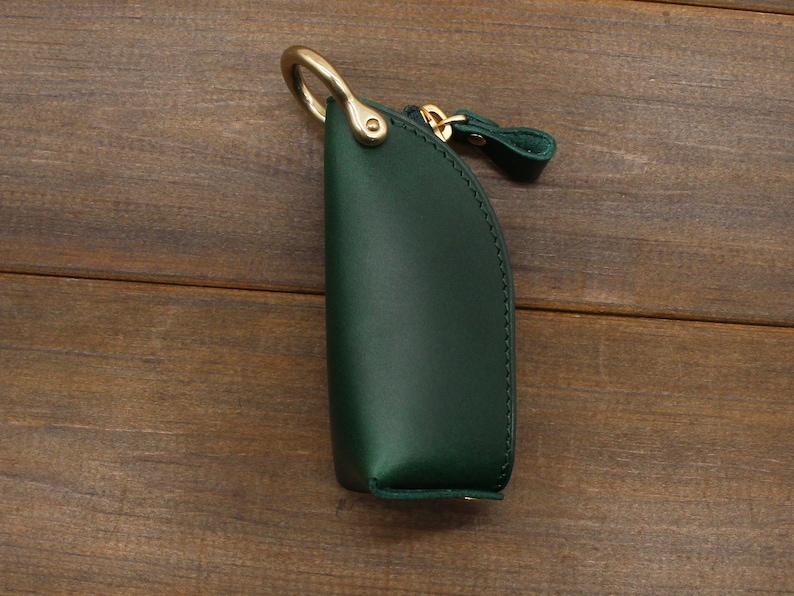 Handmade Leather Zipper Car Key Case,Key Bag,Leather key holder,Leather key pouch,Key Organizer,Leather Key Pocket,Leather car keychain Green