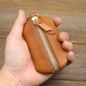 Gepersonaliseerde leren sleuteletui, sleutelorganizer met monogram, aangepaste sleutelhouder, leren sleuteletui, sleuteletui voor hem/haar, cadeau voor vriend, handgemaakt