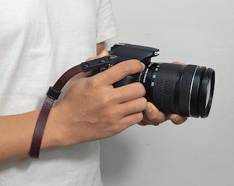 Cinturino da polso per fotocamera SLR in pelle, cinturino da polso compatto in pelle, cinturino per fotocamera personalizzazione per DSLR, cinturino per fotocamera in pelle marrone vintage