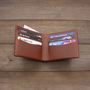 Portefeuille de Bifold, portefeuille de mens personnalisé, cadeau de Mens, cadeau d’anniversaire, portefeuille minimaliste, portefeuille en cuir bifold mince de mens, portefeuille en cuir personnalisé