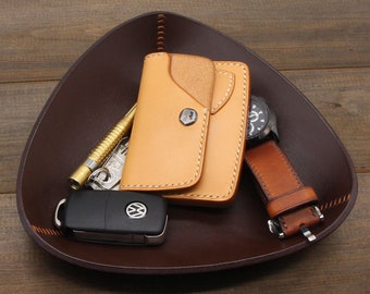 Custom Leather valet tray Handcrafted Leather Valet Tray  Genuine Leather Valet Tray Gift For Men personalized Gift Boyfriend