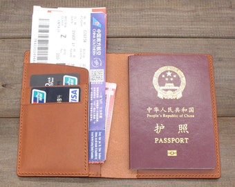 Porta passaporto in pelle, copertina del passaporto, regalo anniversario, bomboniere, portafoglio passaporto, portafoglio di viaggio, copertura passaporto in pelle personalizzata