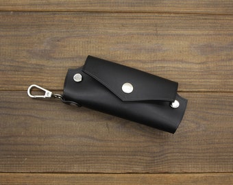 Personalizowane etui na klucze, skórzane etui na klucze samochodowe, skórzane etui na klucze, grawerowany uchwyt na klucze, etui na klucze, brelok, etui organizer na klucze, saszetka na klucze, skórzany prezent