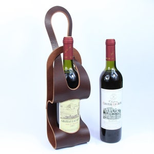 Hand Crafted Wine Holder, Leather Wine Caddy,Monogrammed Wine Sleeve, Wine Accessories,Leather Wine Tote,leather wine bag,custom wine holder