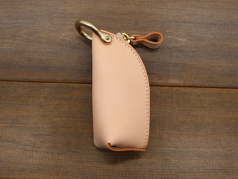 Handmade Leather Zipper Car Key Case,Key Bag,Leather key holder,Leather key pouch,Key Organizer,Leather Key Pocket,Leather car keychain Natural