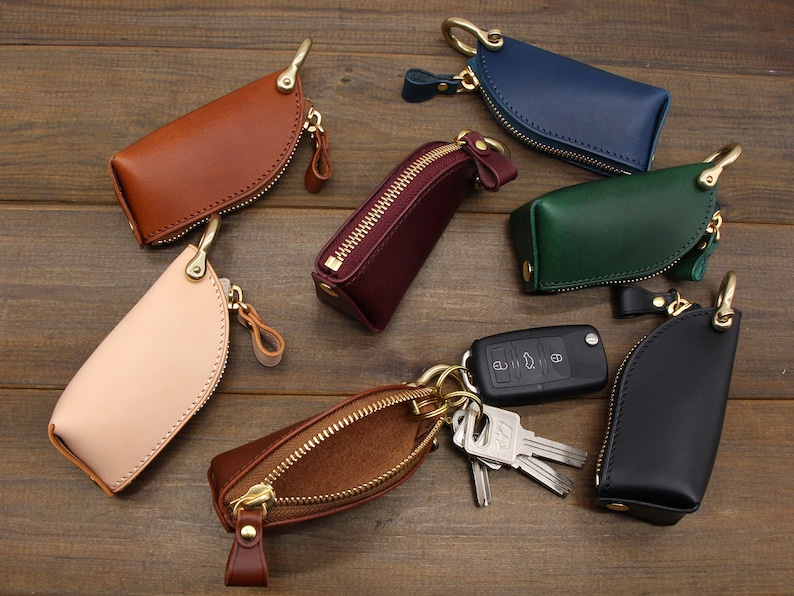 Handmade Leather Zipper Car Key Case,Key Bag,Leather key holder,Leather key pouch,Key Organizer,Leather Key Pocket,Leather car keychain 