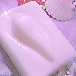 scented soap, soap gift, seaside soap, vegan cruelty free, whipped cream scented * seatangles whipped cream seashell seasoap