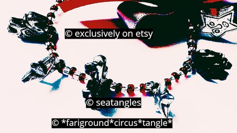 tangle bracelet *seatangles*fairground*circus*tangle* simple vintage red bangle bead bracelet colorful