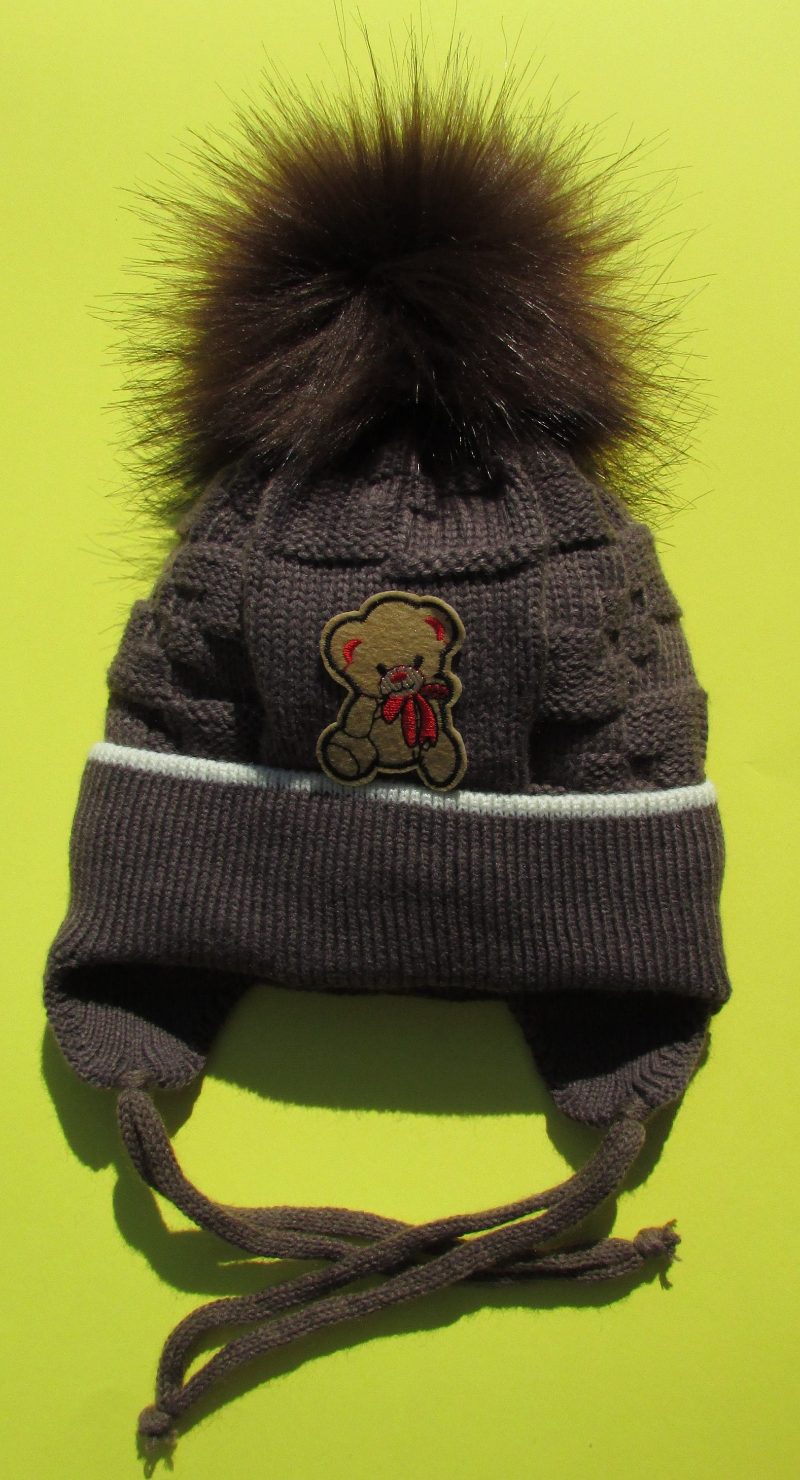 Winter hat with strings Clearance