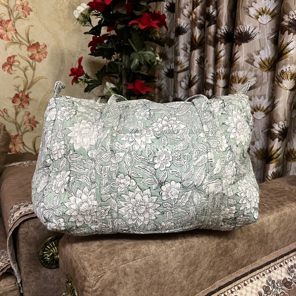 Floral print handprint duffel bag,travelling bags