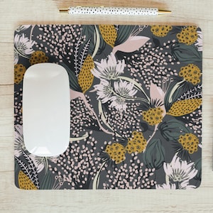 Vintage Flowers Mousepad Colorful Mouse Pad Floral Office Decor for Desk Accessories Pastel Gift Coworker Boss T11