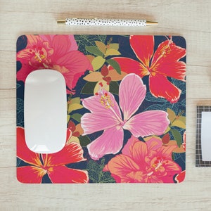 Mousepad Pomegranate Mouse Pad Cute Red Mousepad Womens Desk Accessories Office Supplies Fruits Gift for Coworker Boss A377