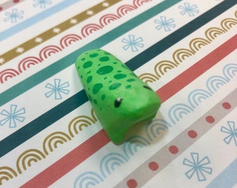 Flobs - mini clay frogs - clay frogs - tiny frogs - frog figures - mini frog figures - little frog figures - tiny frog figures